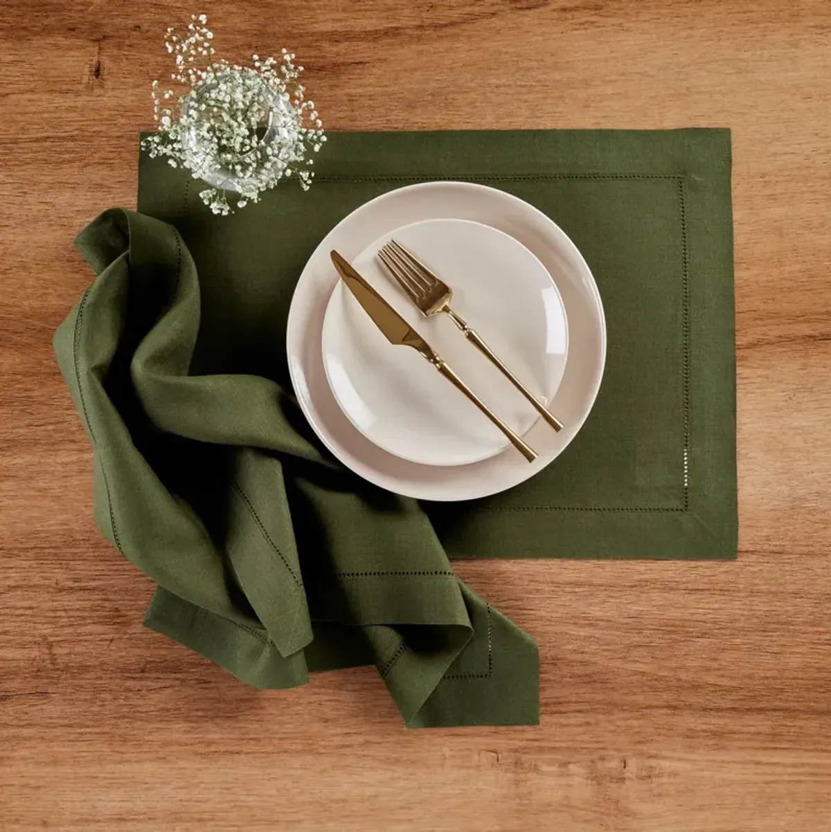 Solino Home 100% Pure Linen Dinner Napkins 20 x 20 Inch Set of 4 | Classic Hemstitch