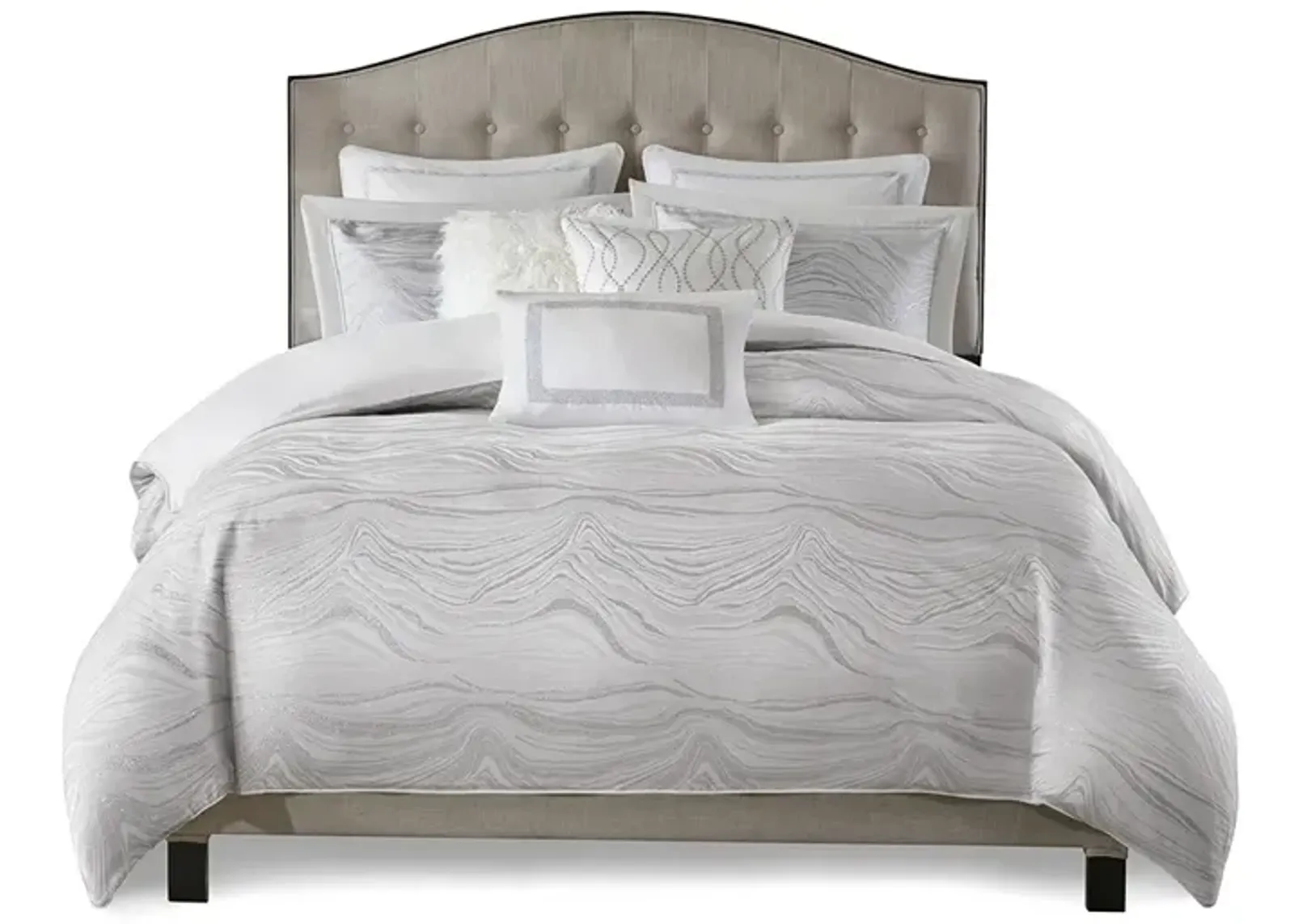 Gracie Mills Blaize Modern Metallic Jacquard Comforter Set