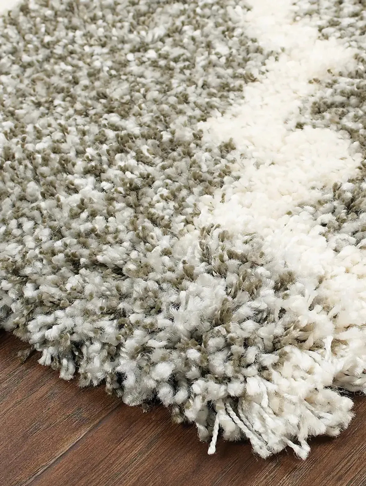 Henderson 5'3" x 7'6" Grey Rug