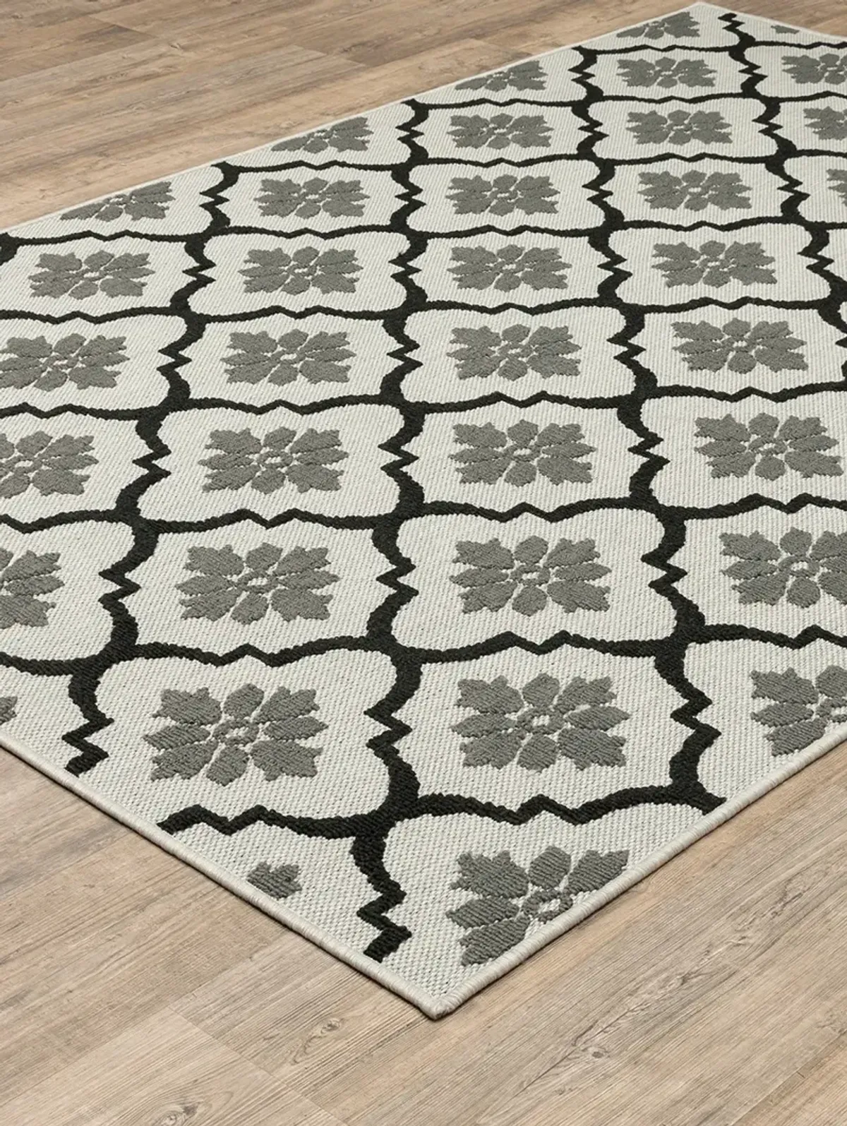 Torrey 1'10" x 3'9" Beige Rug