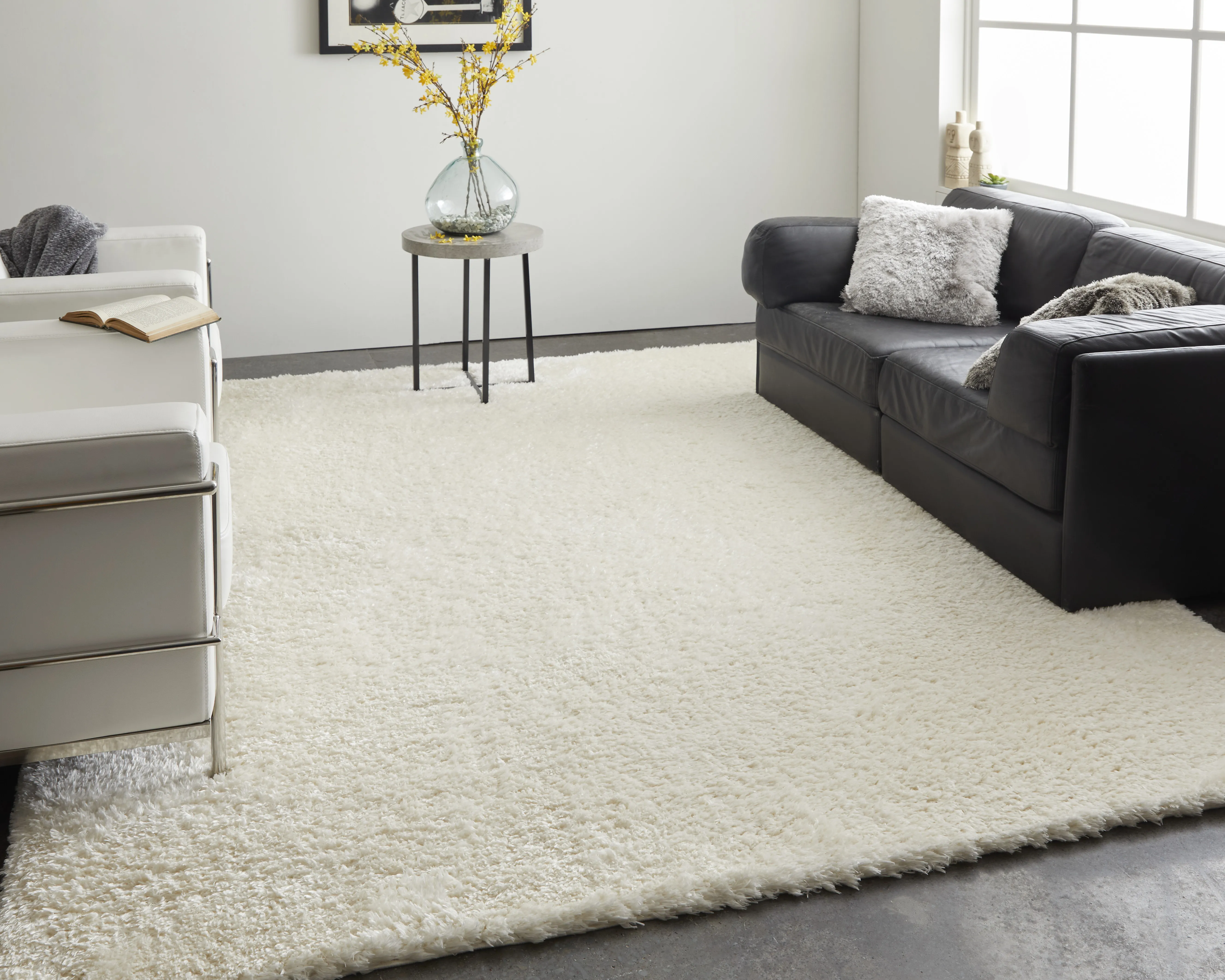 Darian 39K0F White 2'6" x 8' Rug