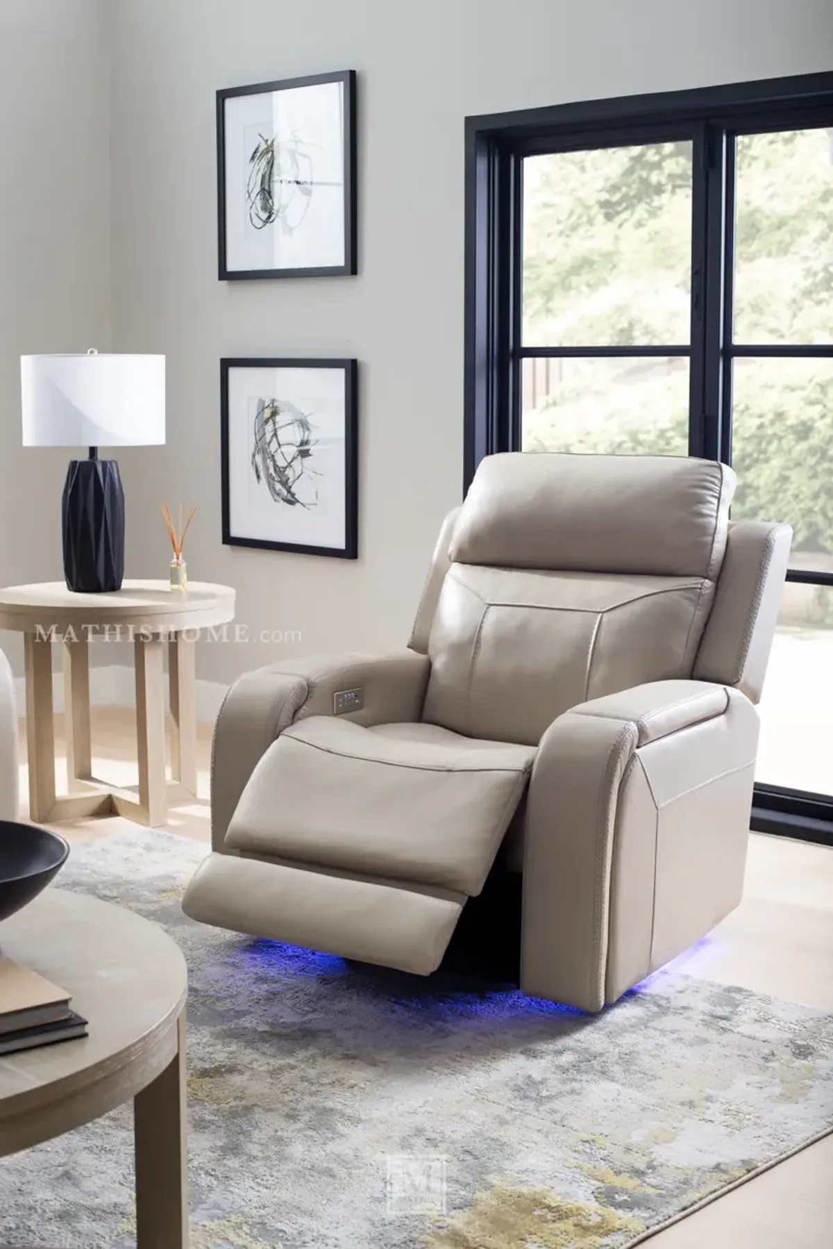 Stevenson Zero Gravity Recliner