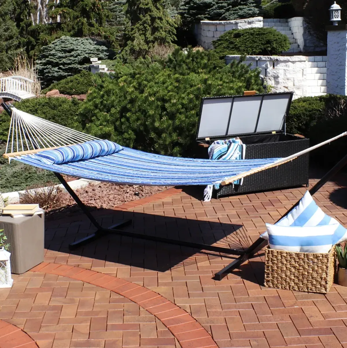 Sunnydaze Large Quilted Hammock with Spreader Bars and Pillow