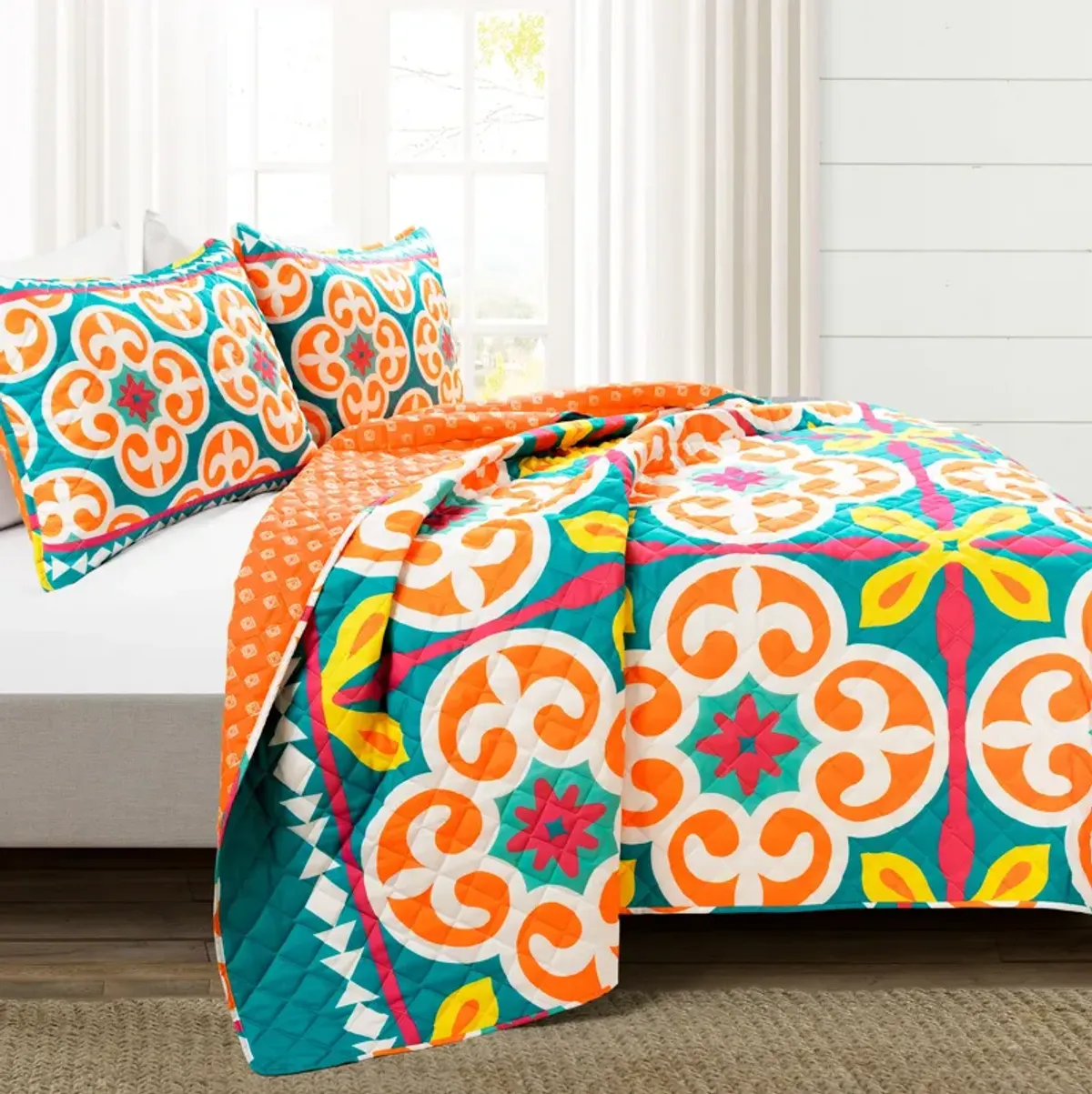 Boho Floral Reversible Oversized Quilt 3Pc Set