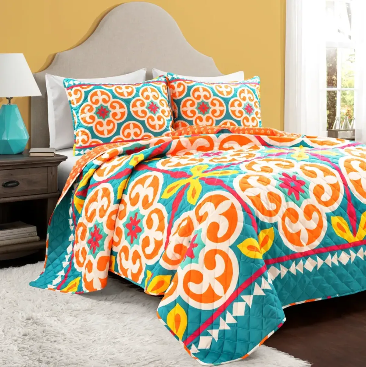 Boho Floral Reversible Oversized Quilt 3Pc Set