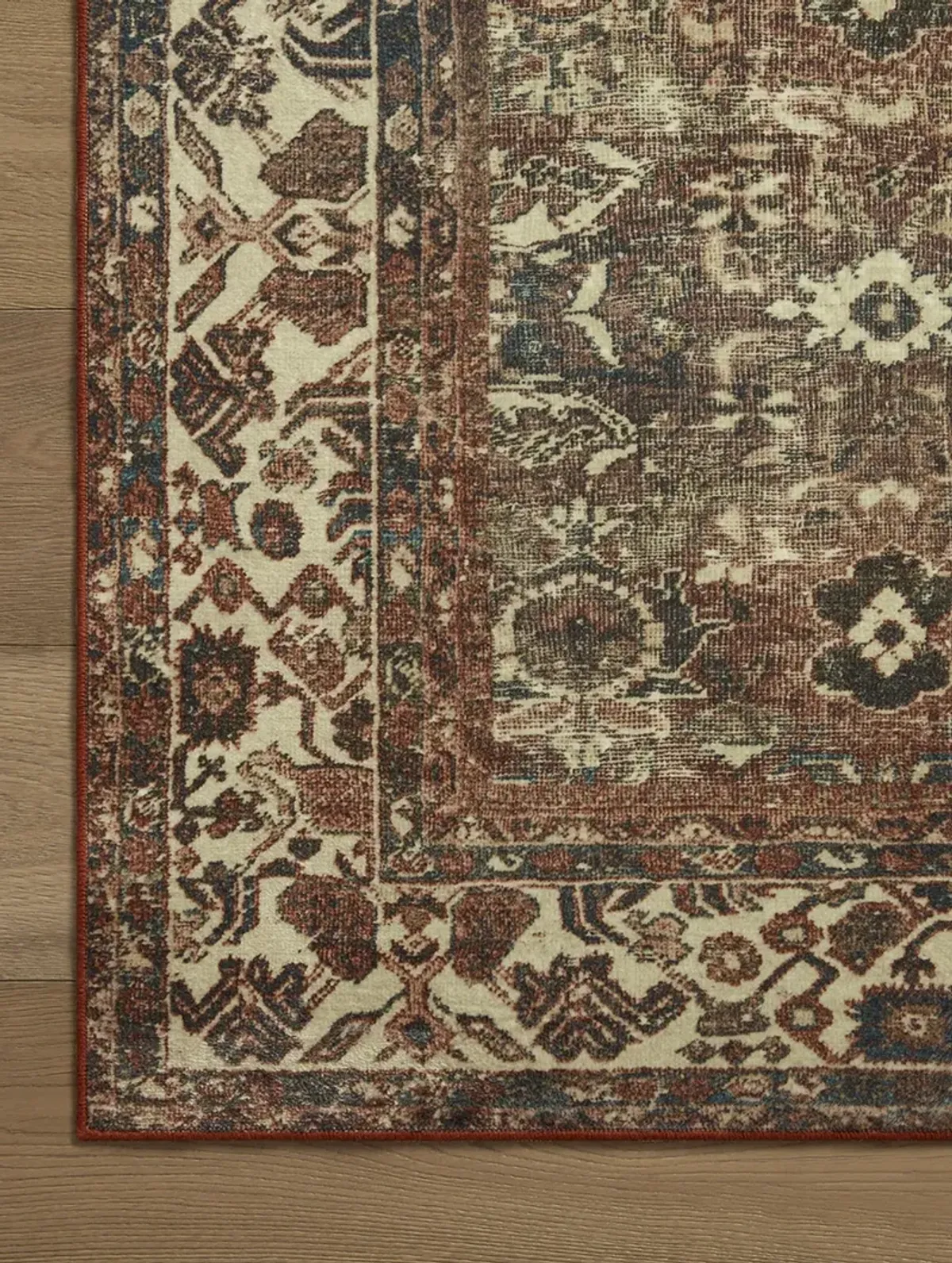 Banks BAN04 2'6" x 7'6" Rug