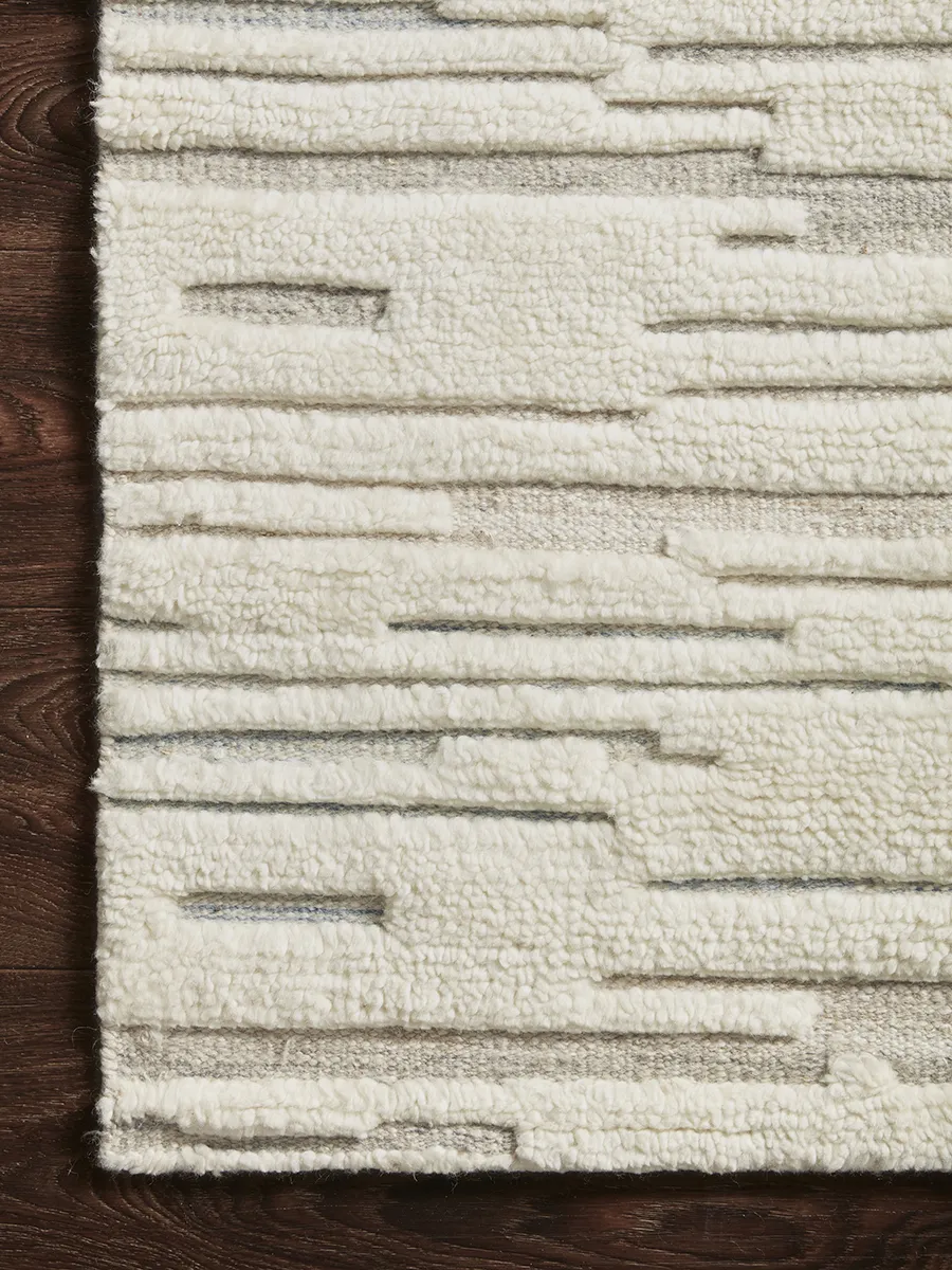 Bennett BEN02 Ivory/Mist 7'9" x 9'9" Rug