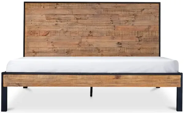 Moe’s Nova King Bed Black