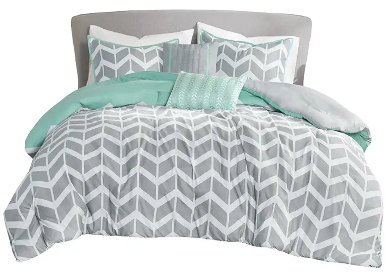 Gracie Mills Basil Chevron Bliss Comforter Set