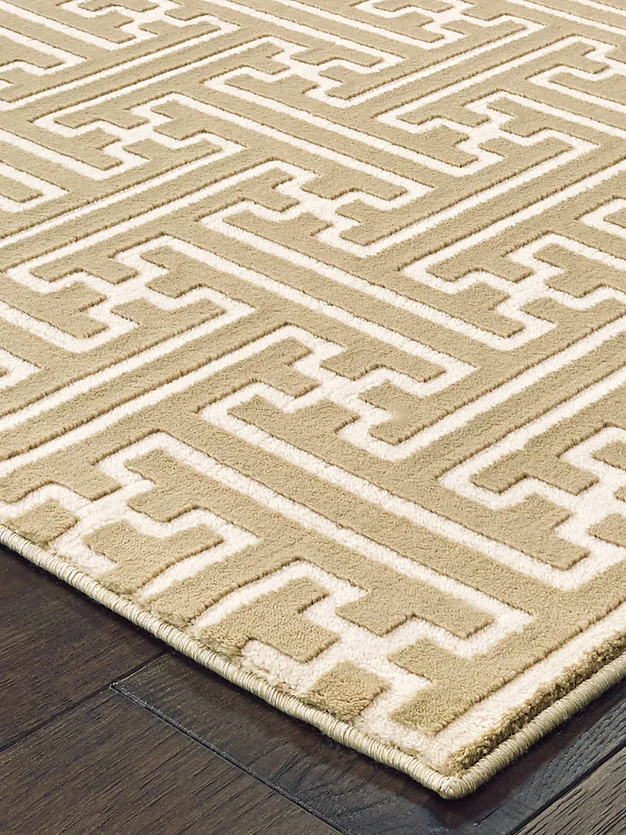 Bowen 7'10" x 10'10" Gold Rug