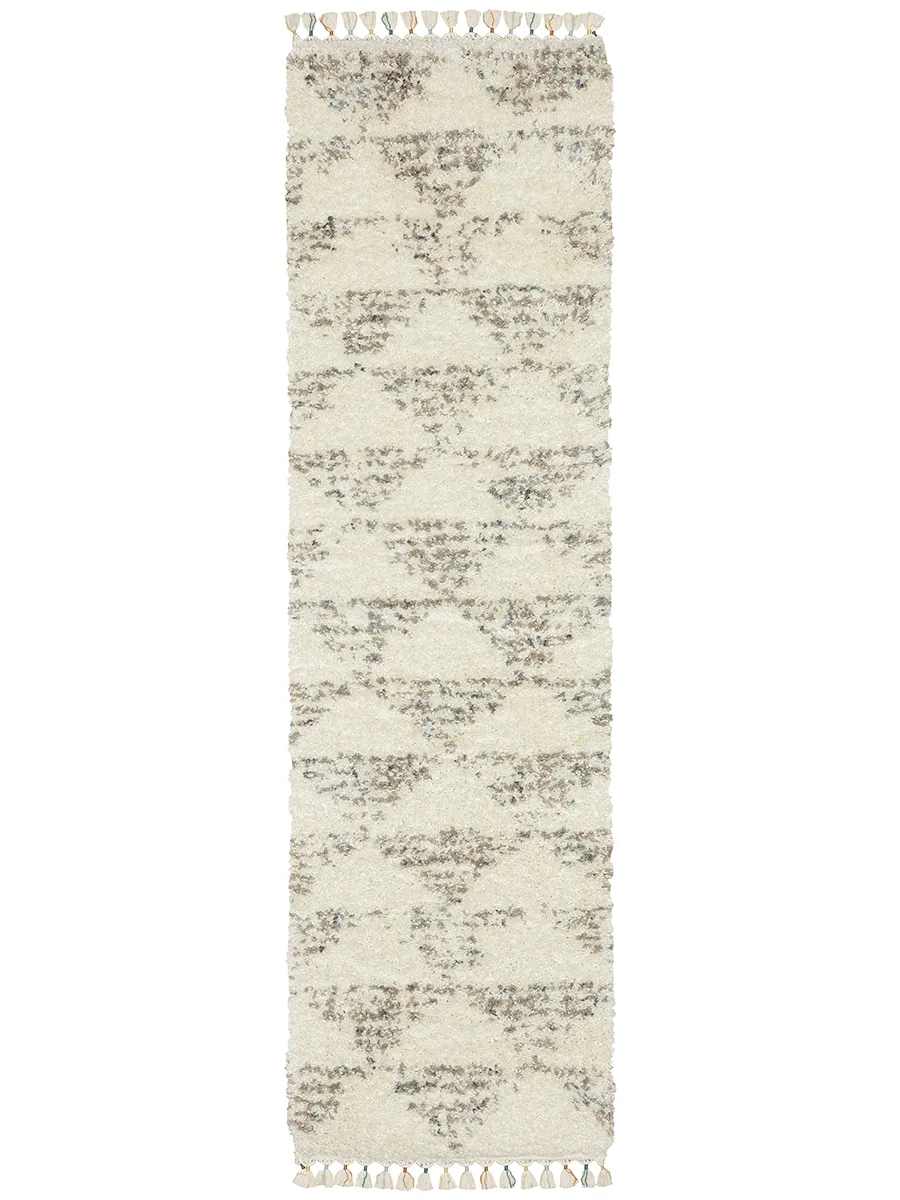 Axis 2'3" x 7'6" Ivory Rug