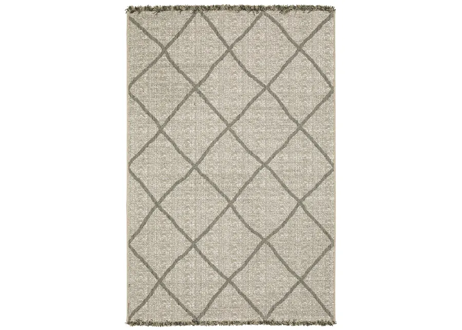 Gillian 5'3" x 7'3" Beige Rug