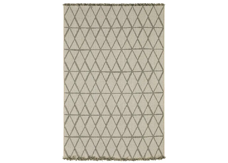 Gillian 7'10" x 10' Beige Rug