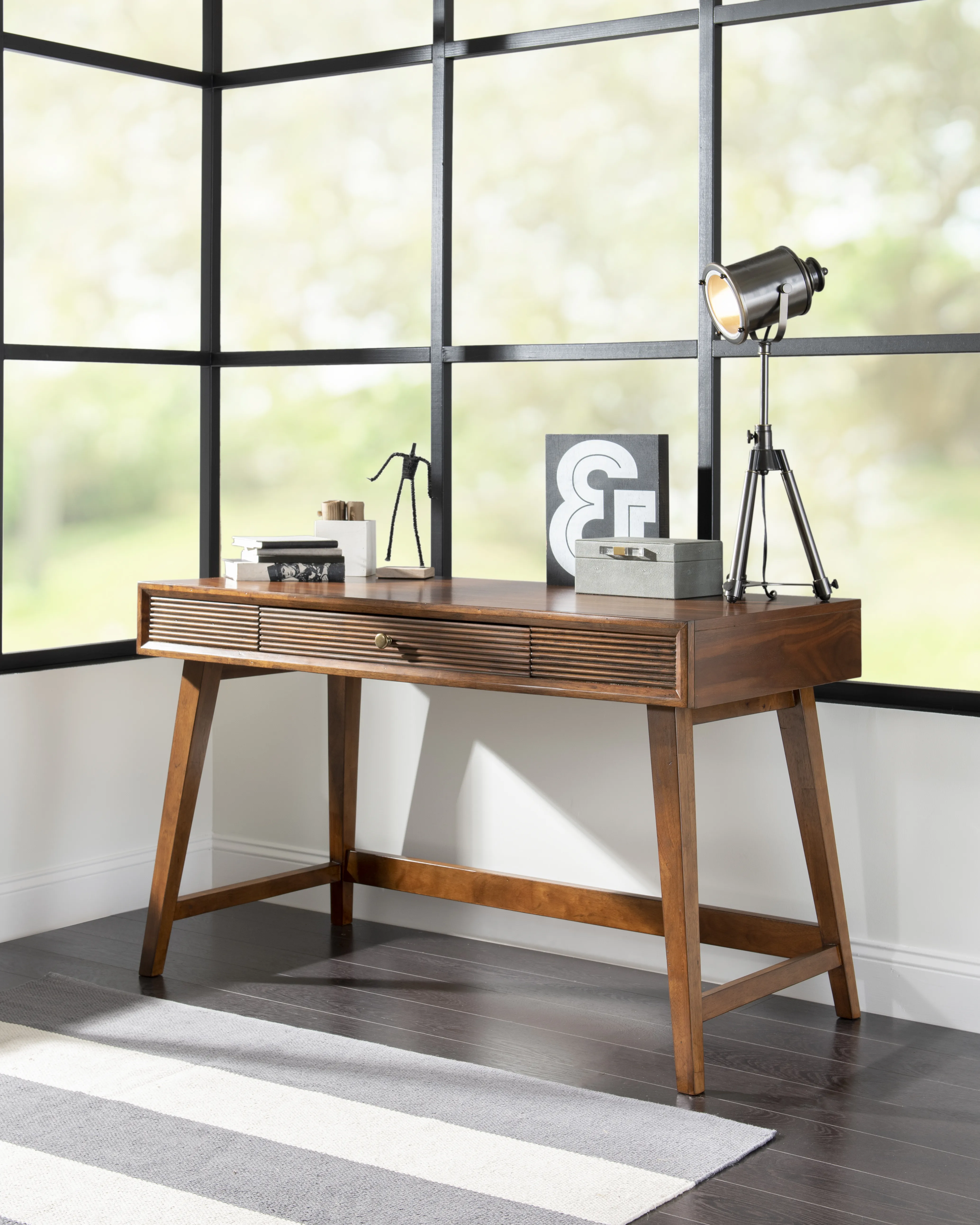 Sawyer Desk