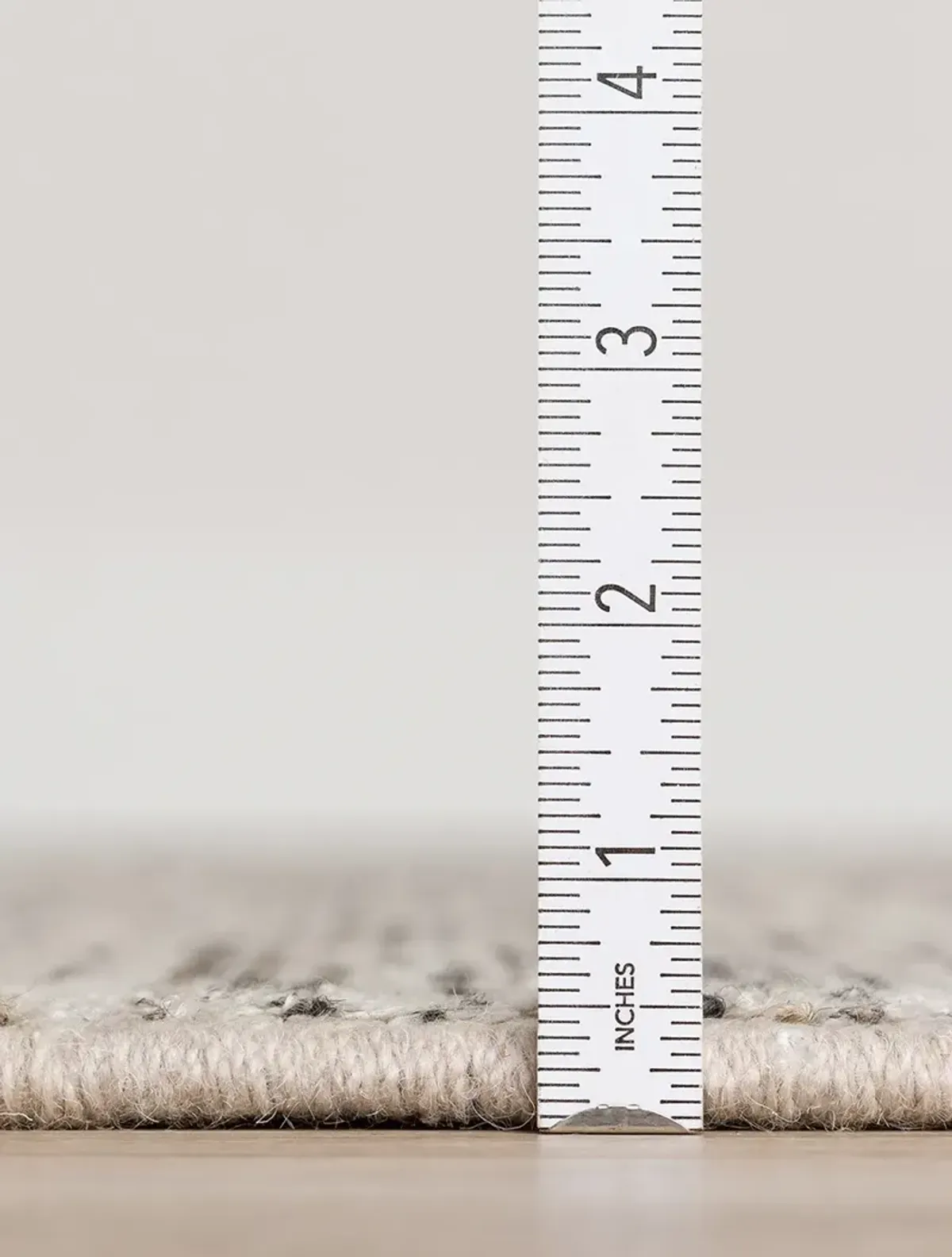 Arcata AC1 Ebony 2'3" x 7'6" Rug