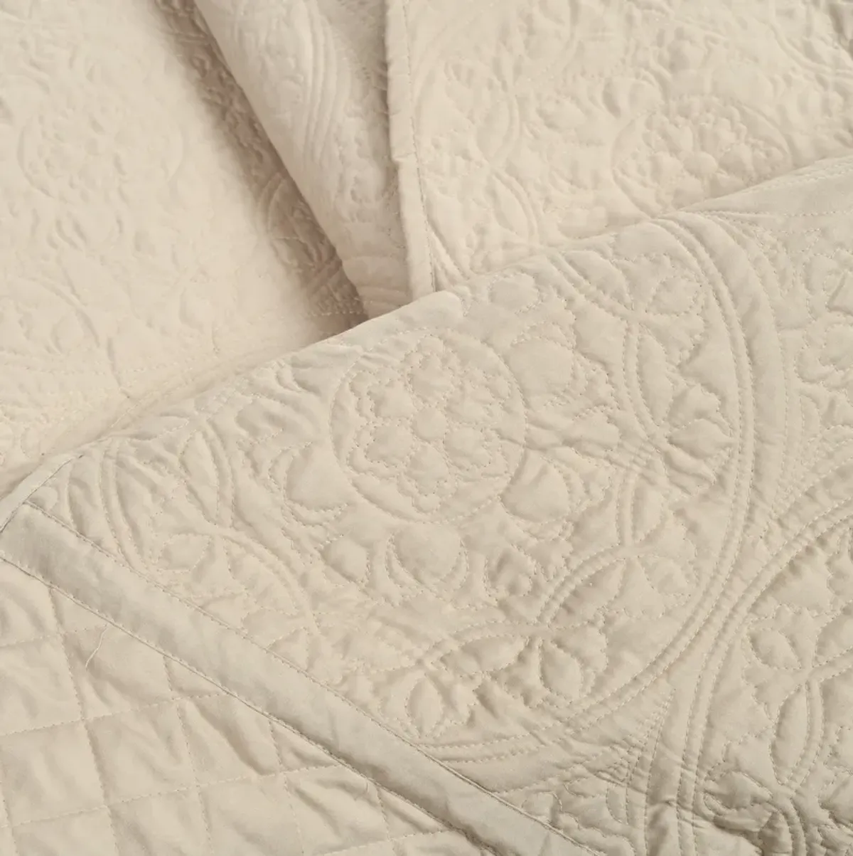 Medallion Scallop Bedspread 5Pc Set