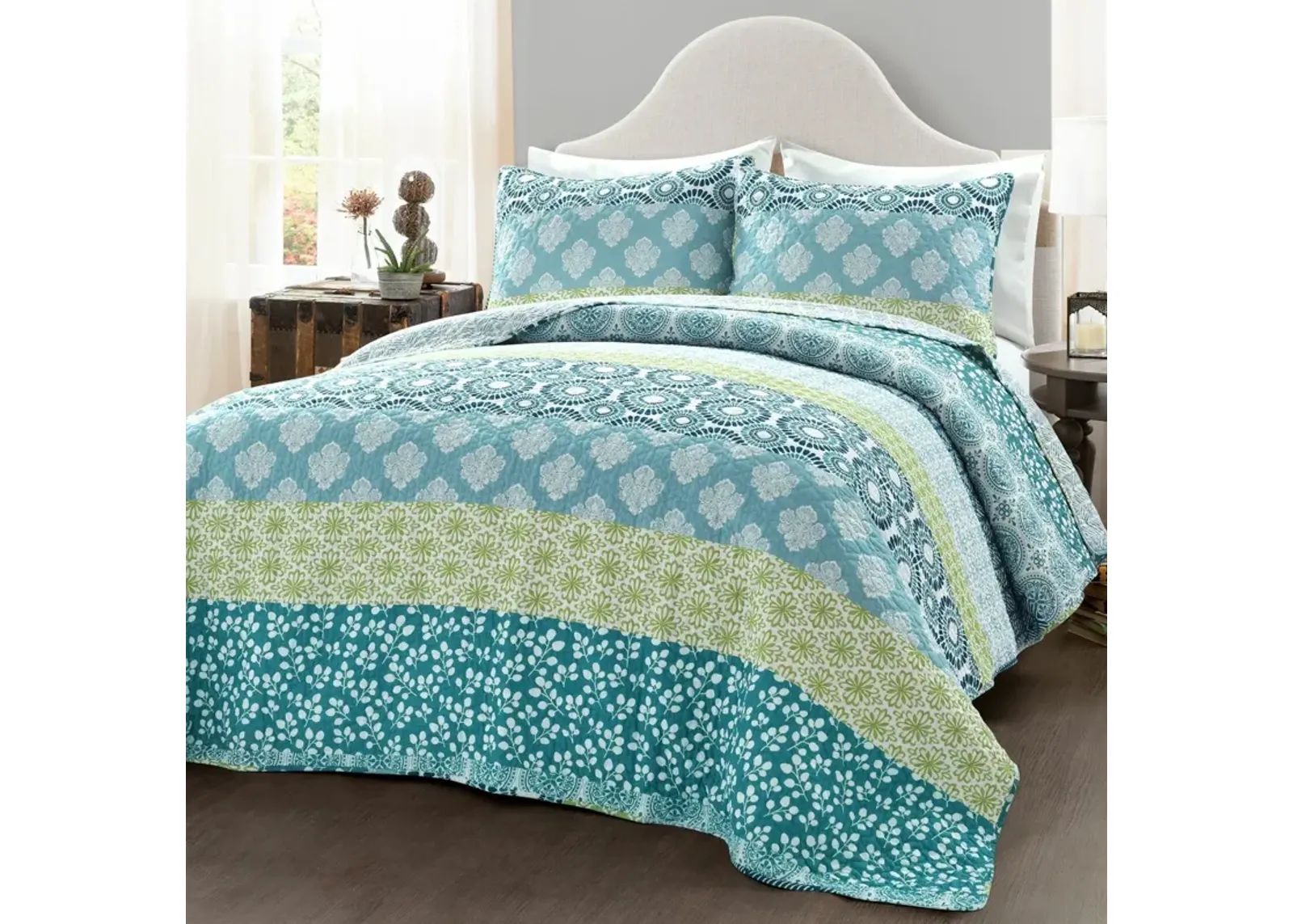 Hivvago Full/Queen Cotton 3 Piece Reversible Blue White Green Floral Damask Quilt Set