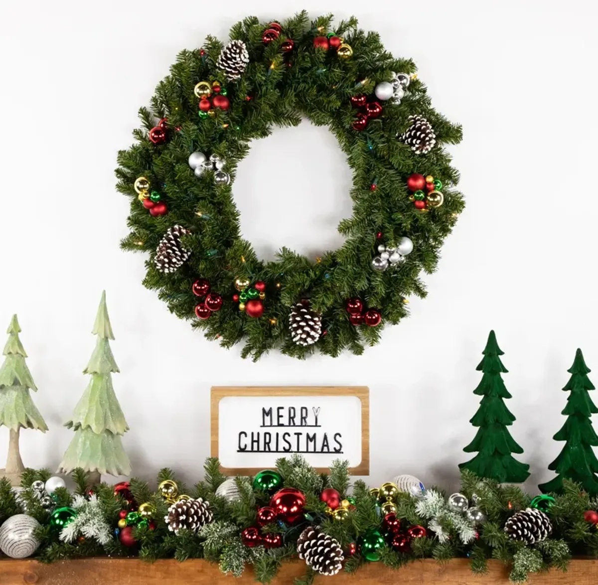 Pre-Lit Canadian Pine Artificial Christmas Wreath - 30-Inch  Multi Lights