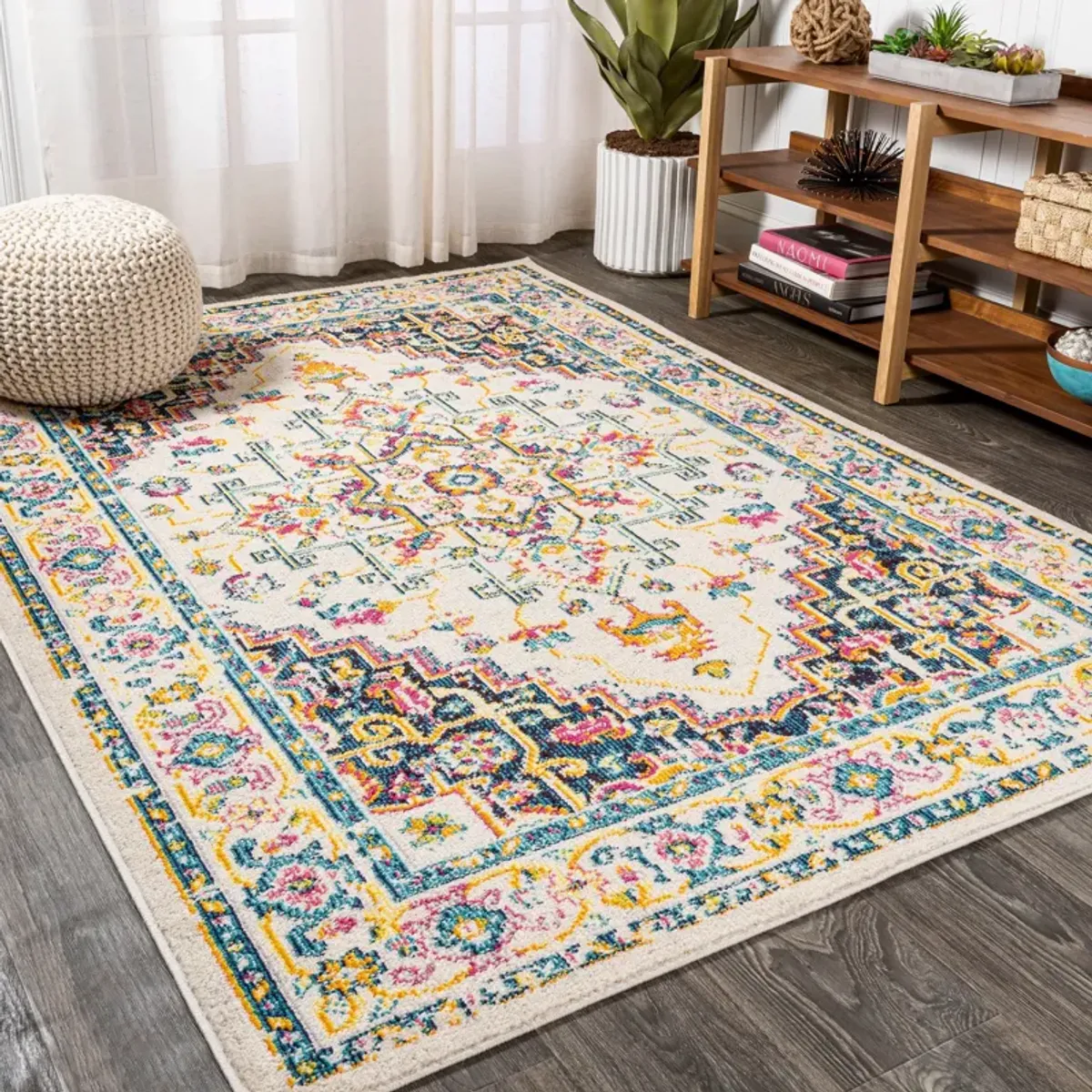 Brooklyn Geometric Medallion Area Rug