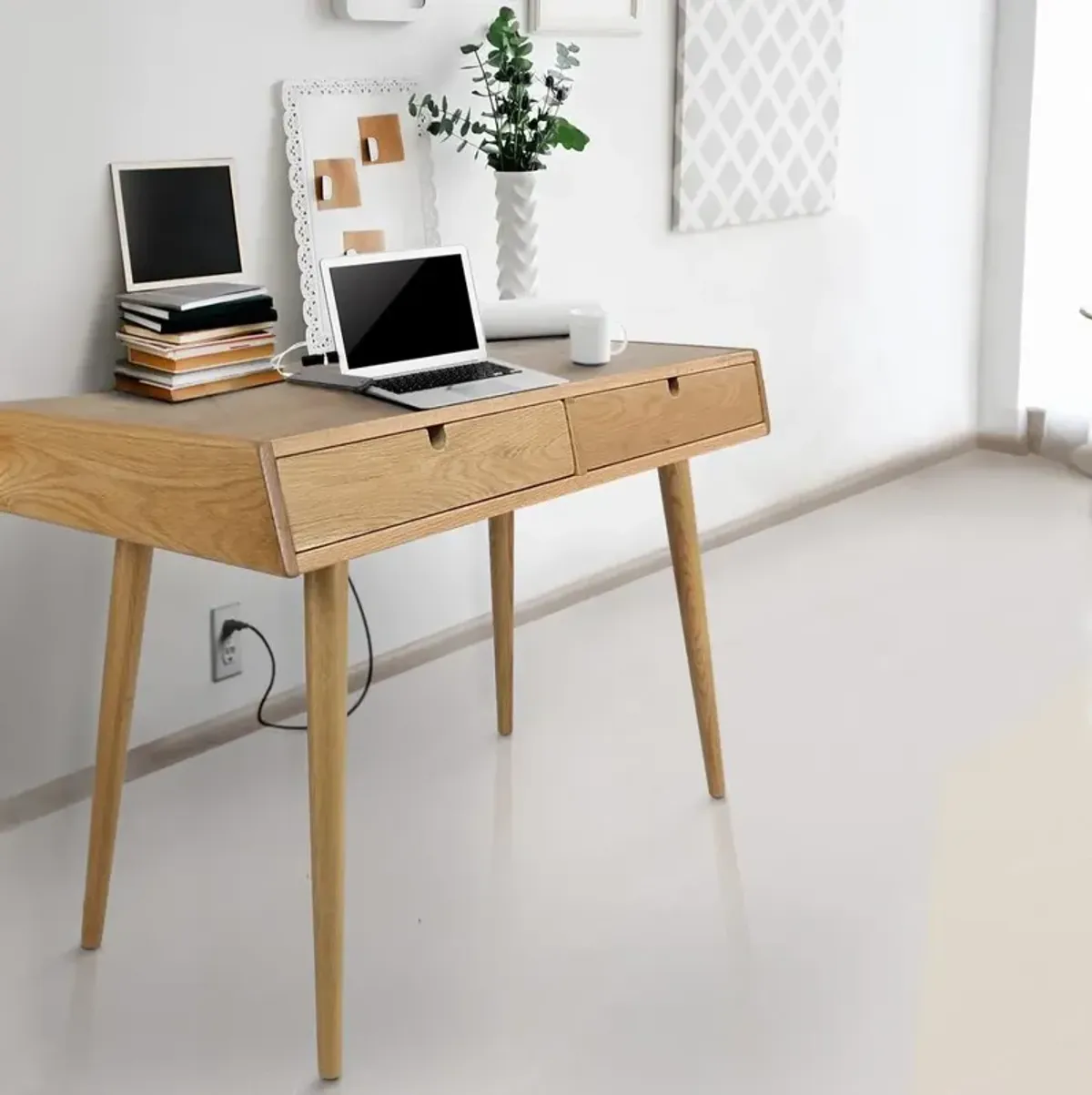 Freedom Desk with USB Ports Made of Solid American Oak