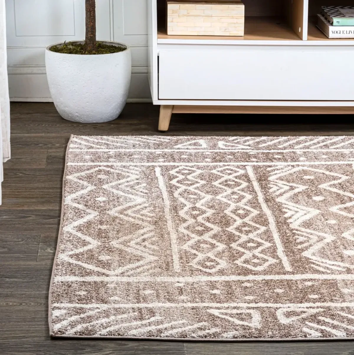 Amanar Tribal Geometric Area Rug