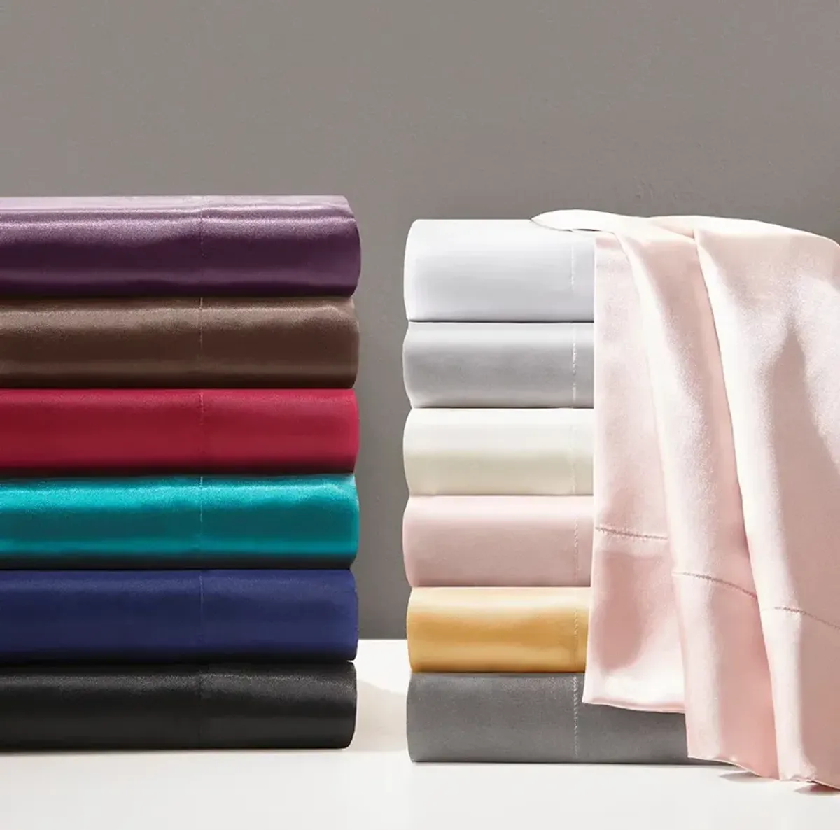 Gracie Mills Coralie 6-Piece Wrinkle-free Satin Sheet Set