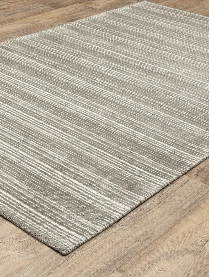 Circa 5' x 8' Grey Rug