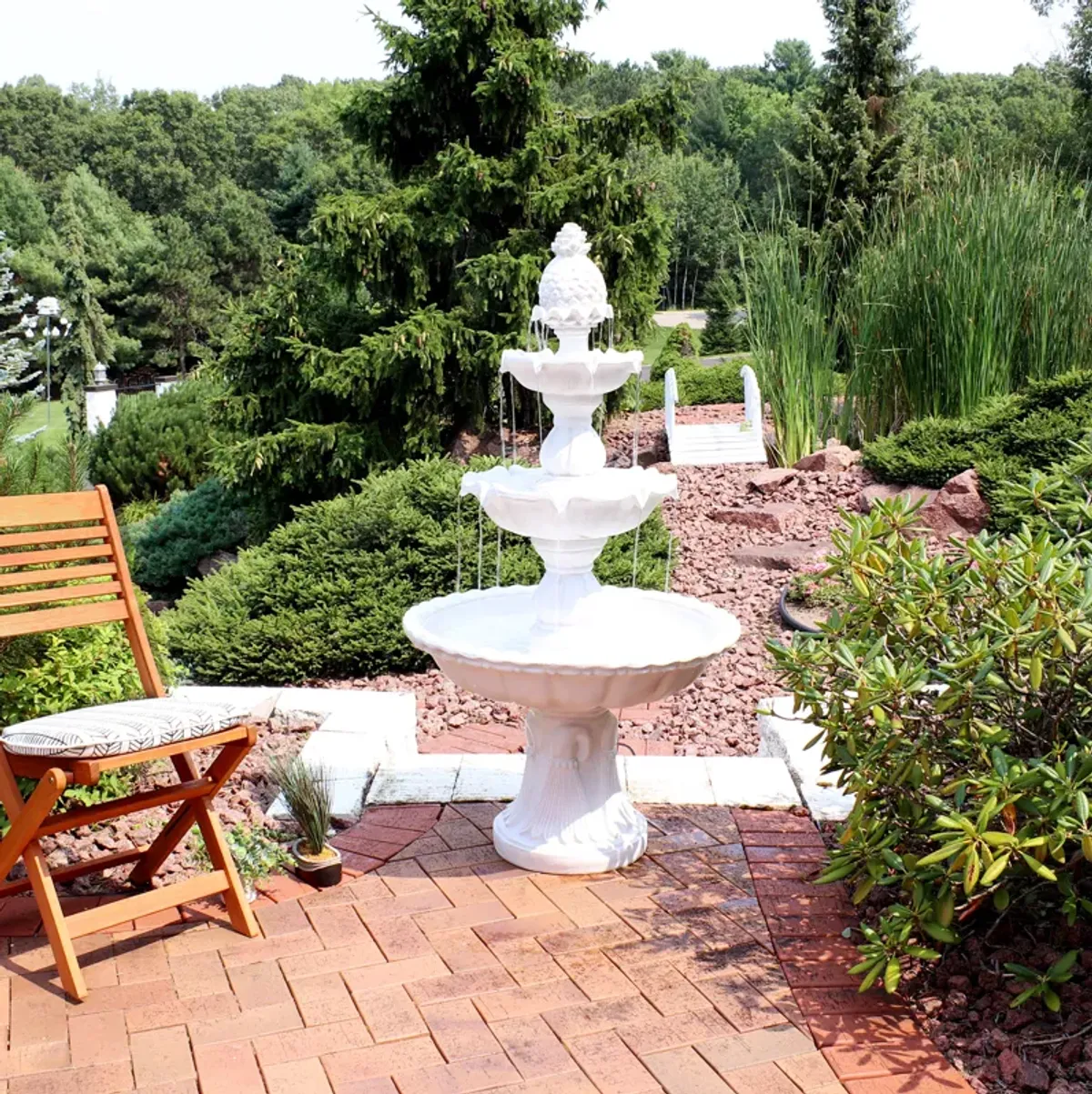 Sunnydaze Welcome Fiberglass Outdoor 3-Tier Water Fountain