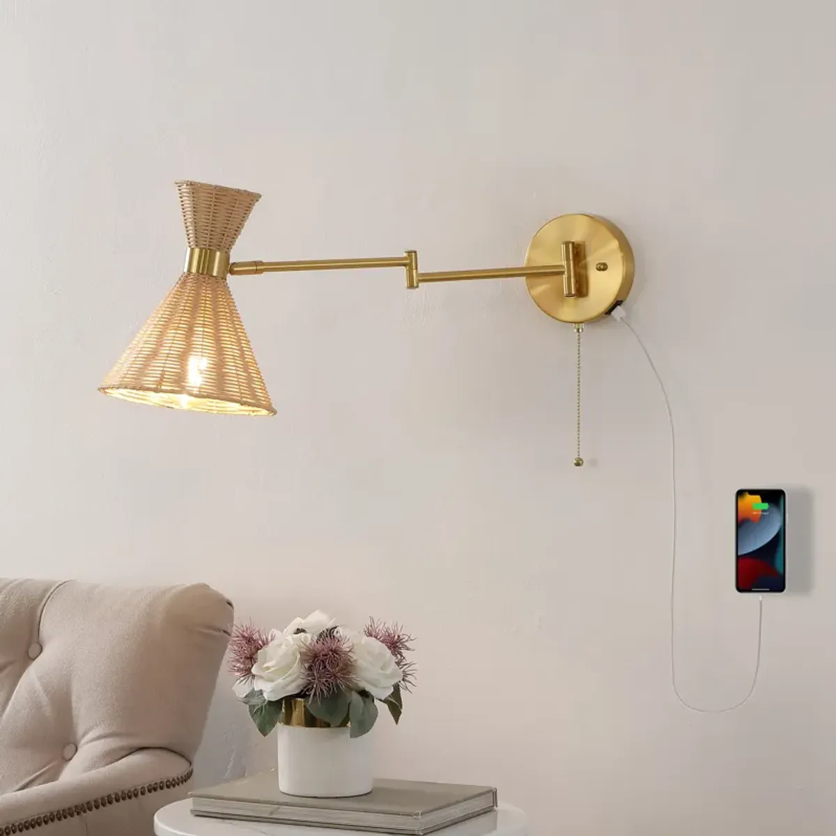 Lily 25" 1-Light Mid-Century Vintage Retro Rattan/Metal USB Charging Swing Arm LED Sconce with Pull Chain, Light Brown/Brass Gold