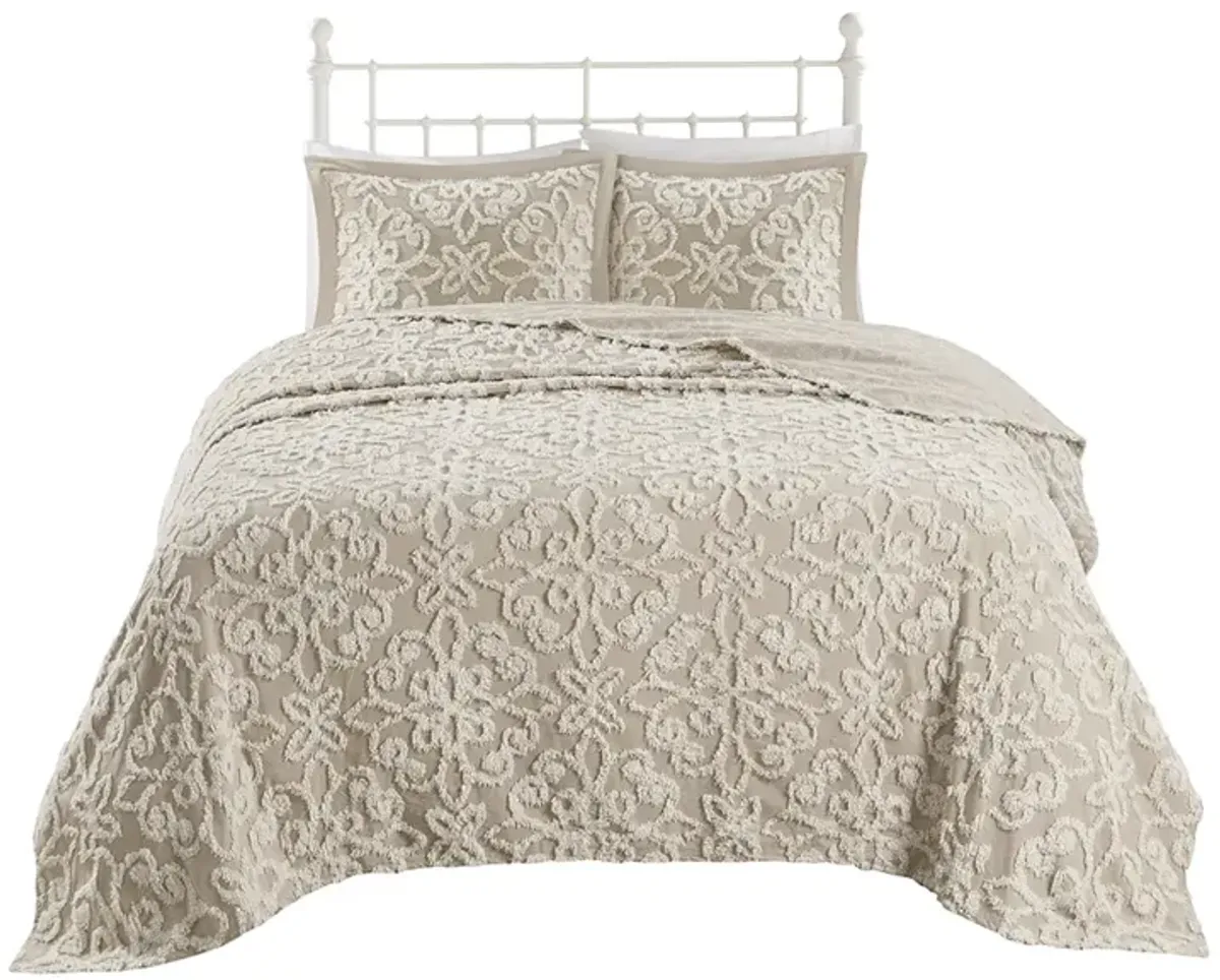 Gracie Mills Eldridge 3-Piece Tufted Chenille Floral Medallion Bedspread Set