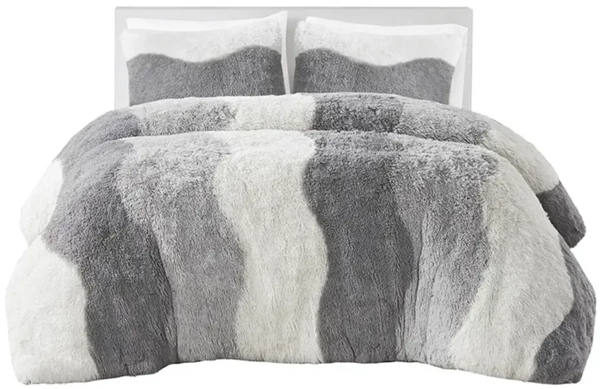 Gracie Mills Ombre Wave Shaggy Faux Fur Comforter Set