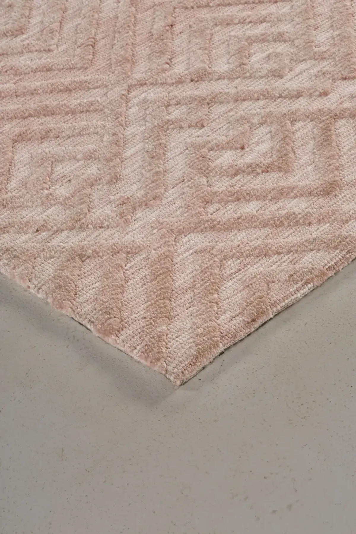 Colton 8792F Pink/Ivory 2' x 3' Rug