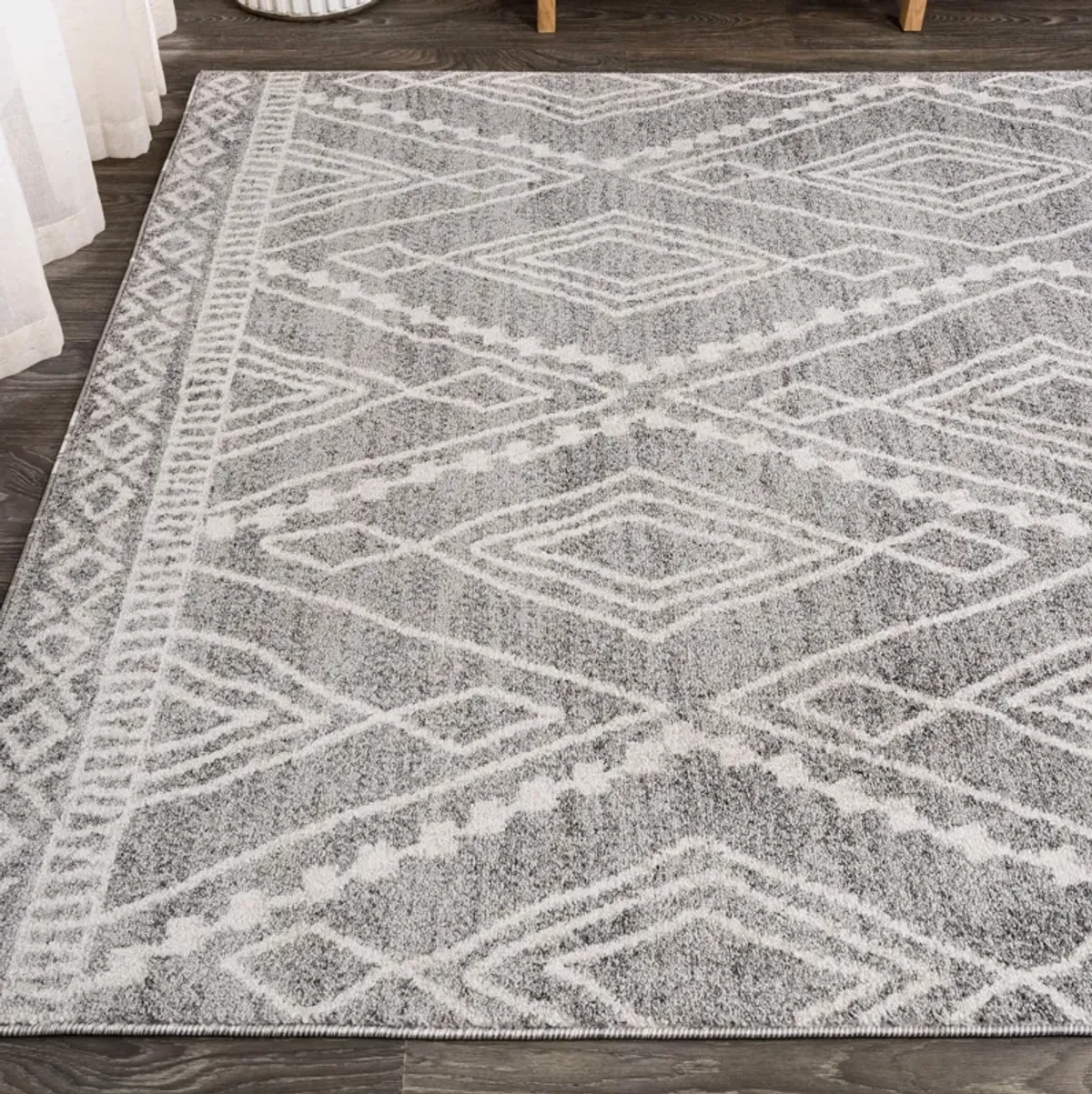 Rih Moroccan Style Diamond Area Rug