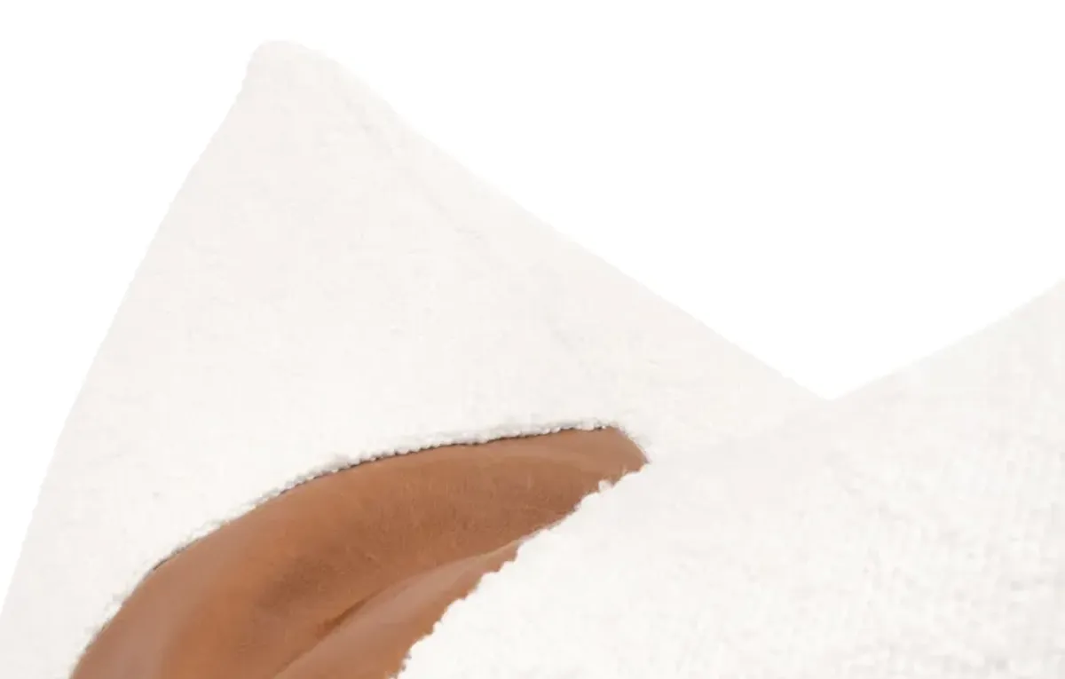 The Split Decision 20" Essential Pillow (Set of 2)