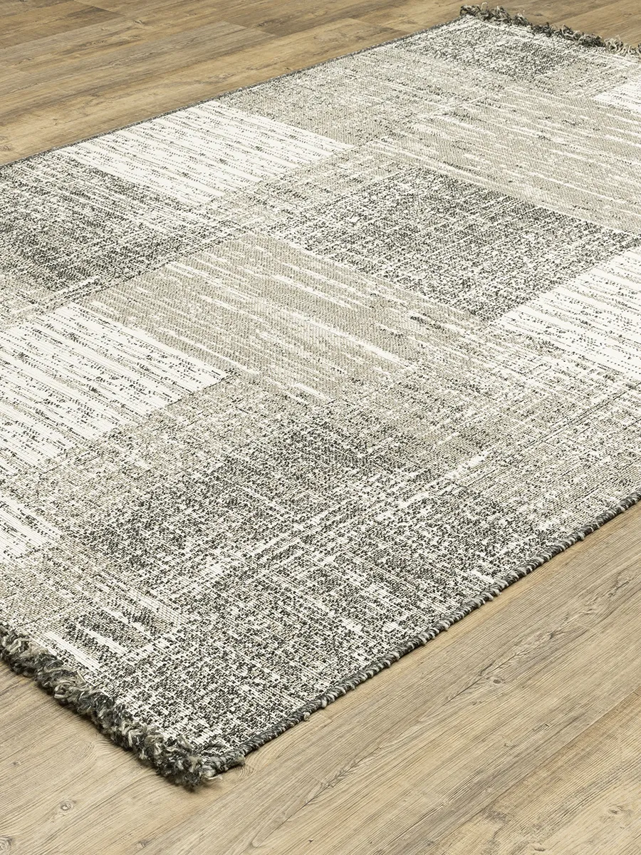 Gillian 3'3" x 5' Beige Rug