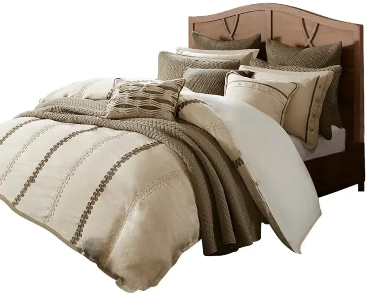 Gracie Mills Marlene Tranquil Elegance 8-Piece Comforter Set with Soutache Cord Embroidery