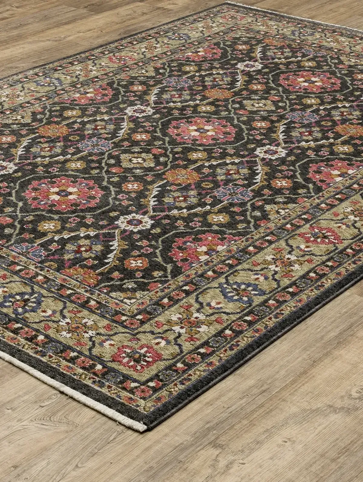 Hastings 2'3" x 7'6" Char Rug