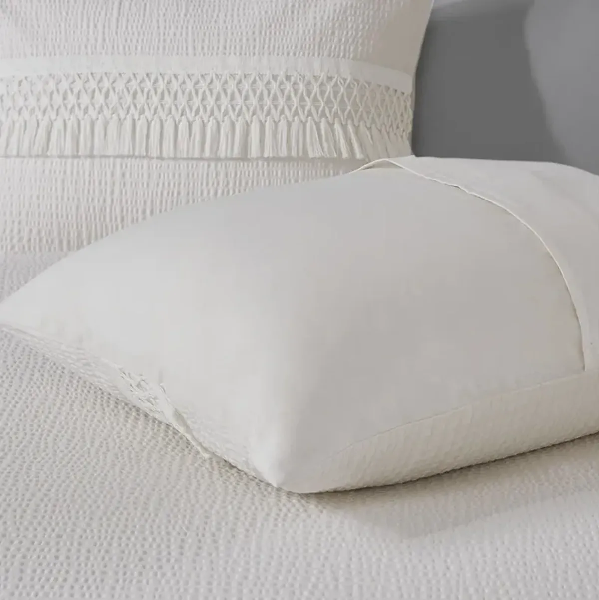 Gracie Mills Patrice Classic Comfort: 3-Piece Cotton Seersucker Comforter Ensemble