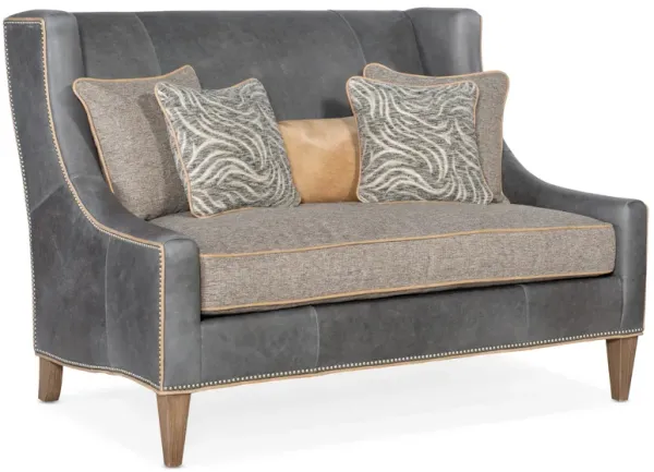 Lavendar Settee w/bnch cushion