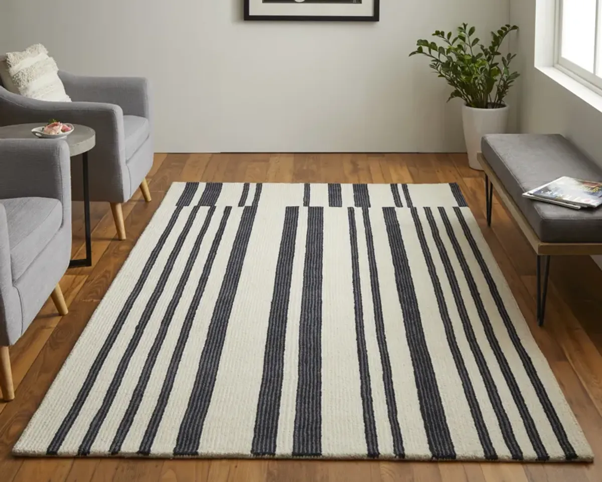 Maguire 8901F Ivory/Black 5' x 8' Rug