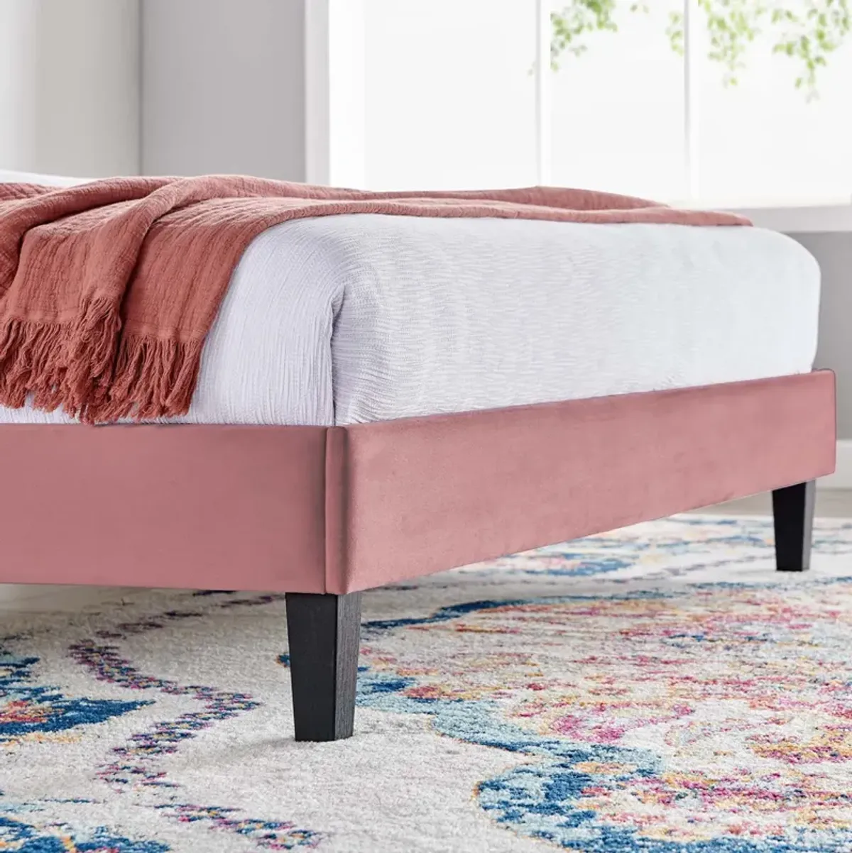 Modway - Daisy Performance Velvet Twin Platform Bed