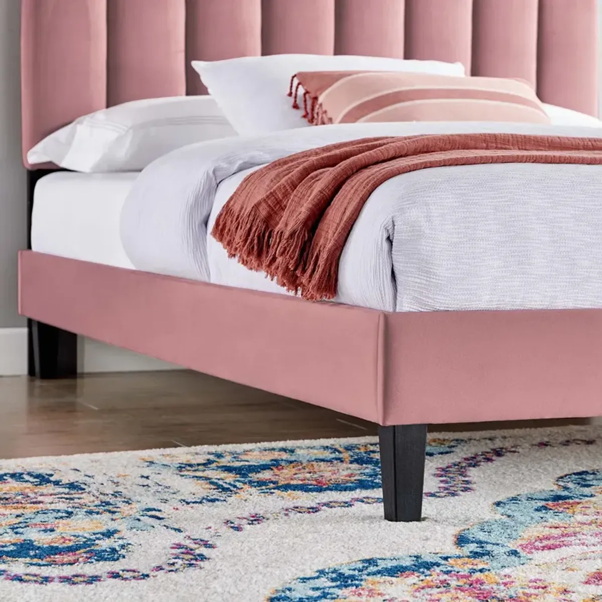 Modway - Daisy Performance Velvet Twin Platform Bed