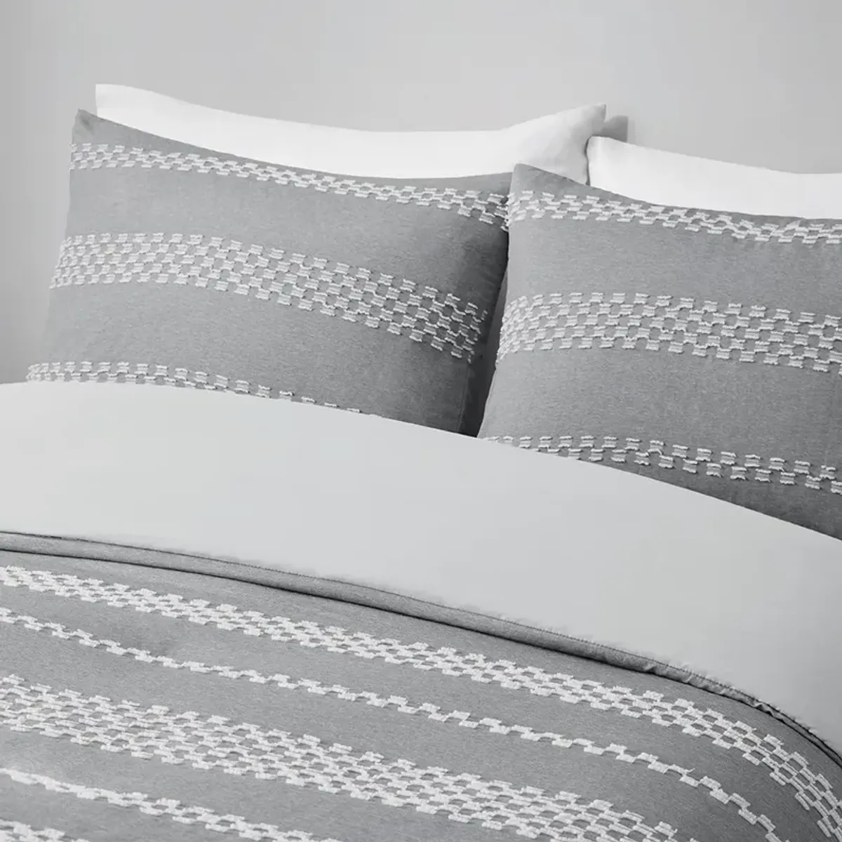 Gracie Mills Robert 3-Piece Striped Clipped Jacquard Duvet Cover Set