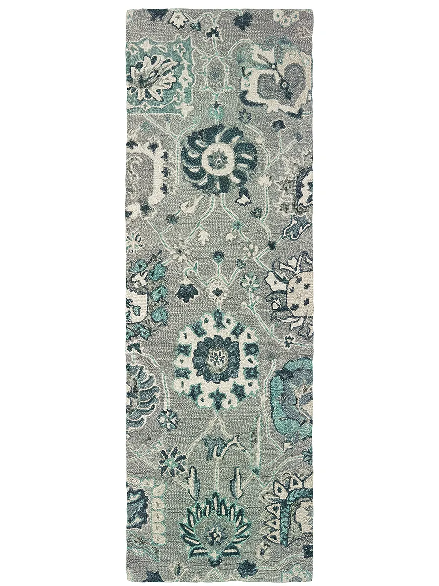 Zahra 2'6" x 8' Grey Rug