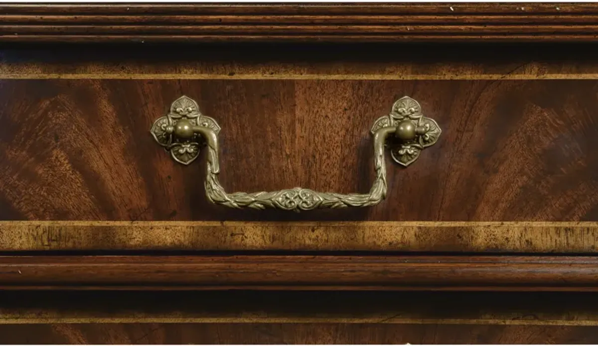 Buckingham Chest of Drawers