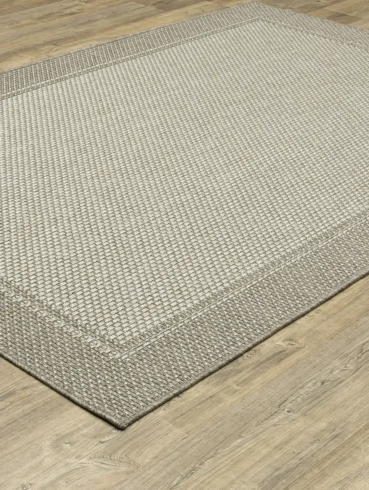 Caicos 1'10" x 7'6" Grey Rug