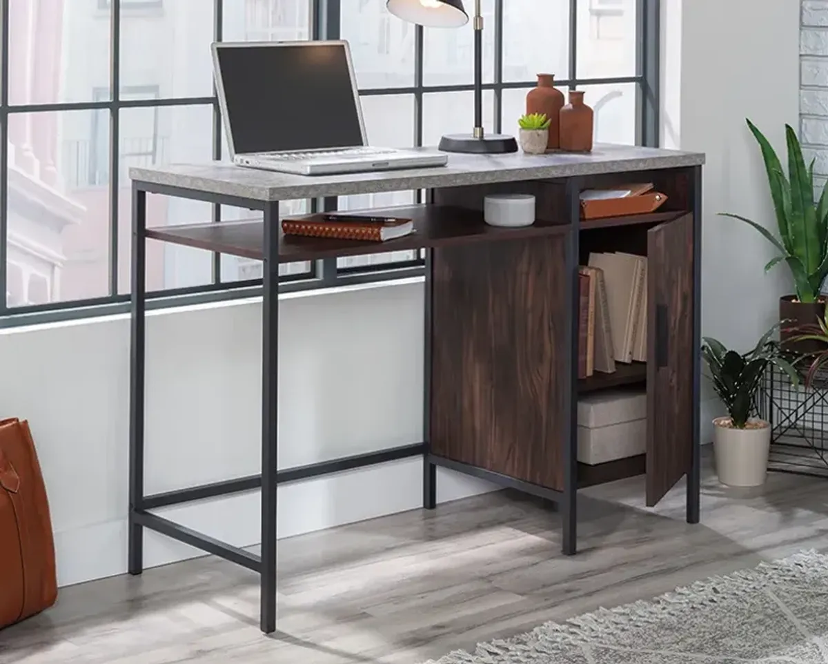 Market Commons Single Pedestal Desk