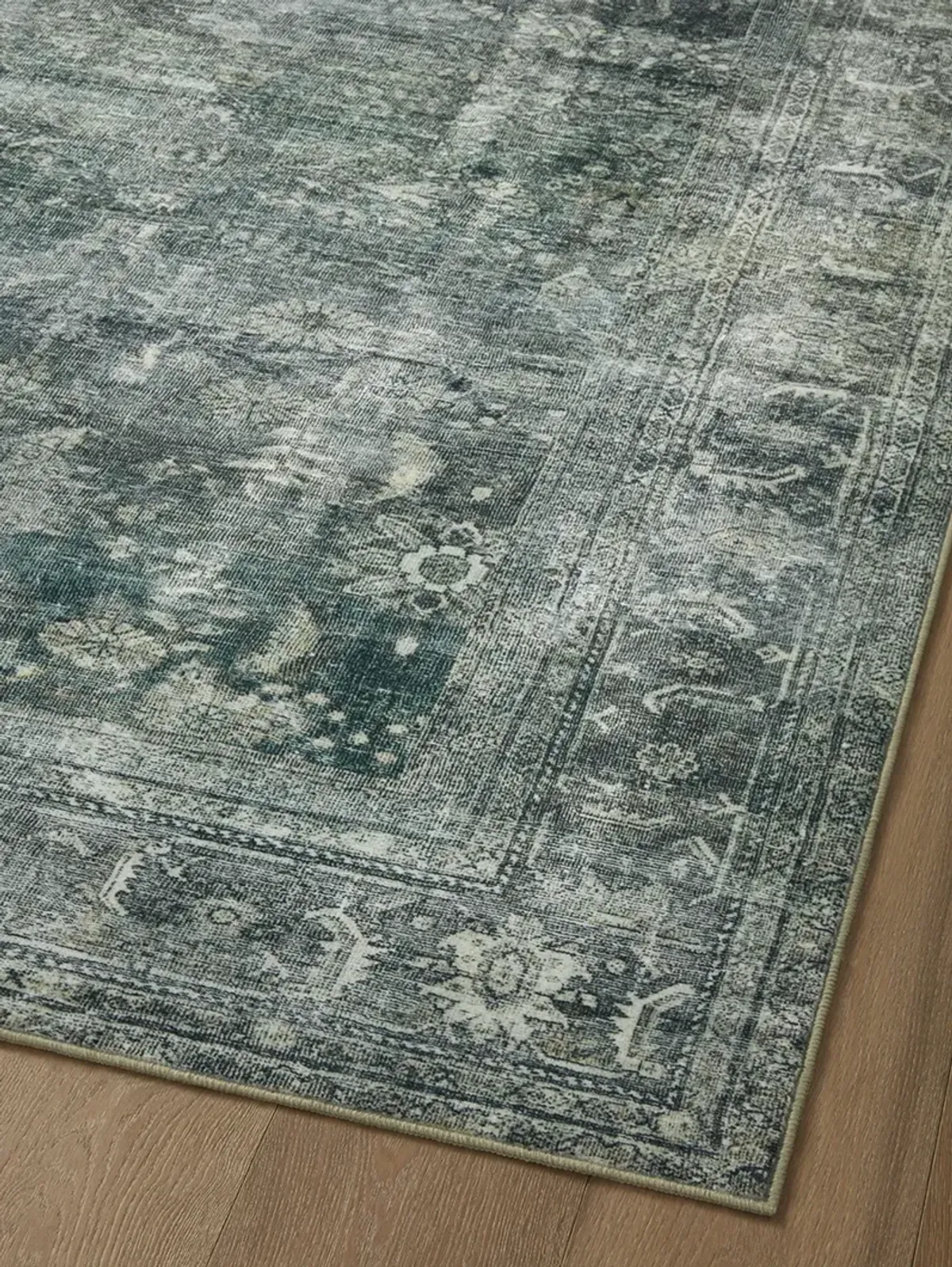 Banks BAN03 2'6" x 12'" Rug