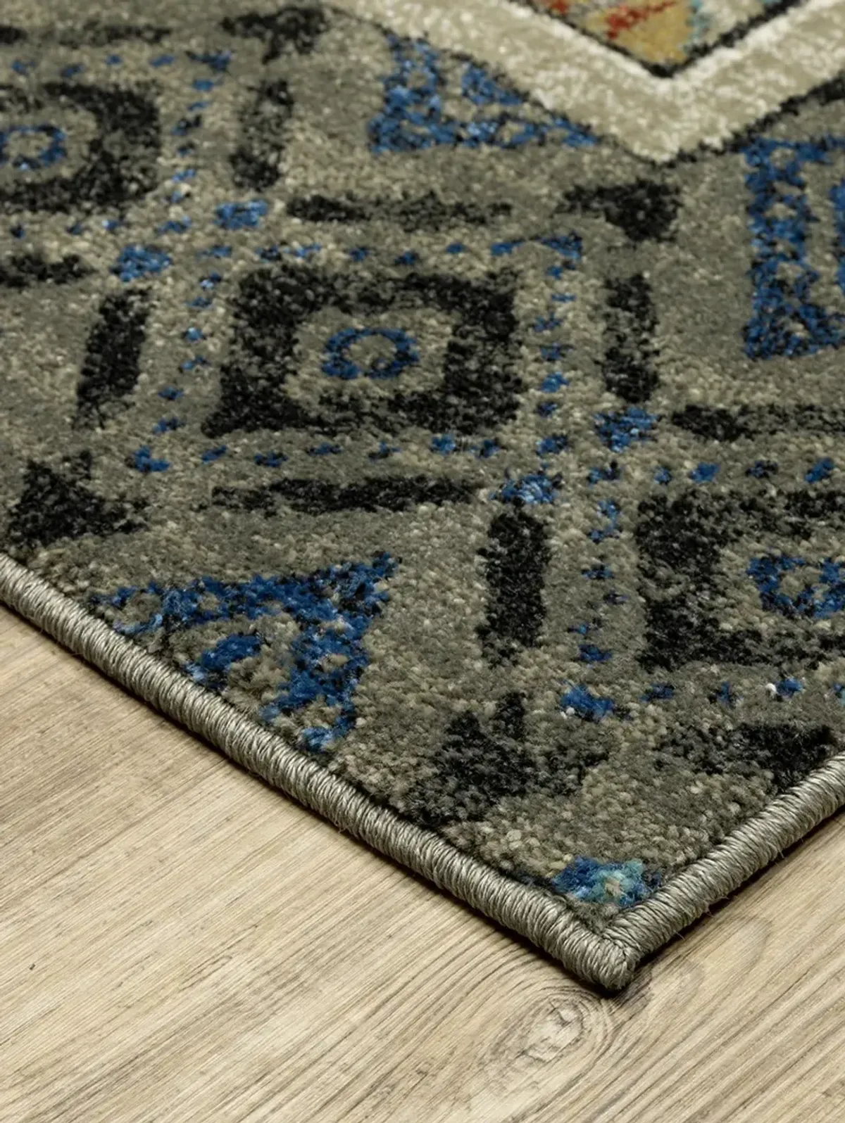 Venice 6'7" x 9'2" Multi Rug