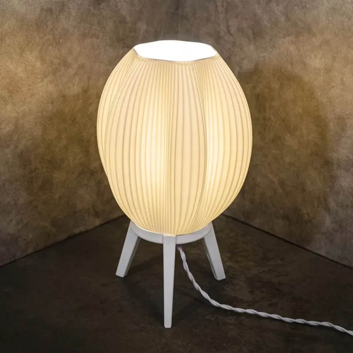 Wavy Modern Contemporary Plant-Based PLA 3D Printed Dimmable LED Table Lamp